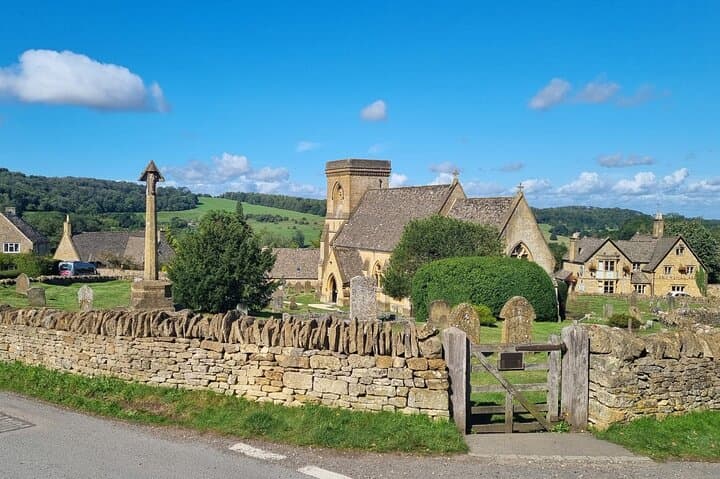 From London: Cotswolds Small-Group Tour with Bibury & Bourton