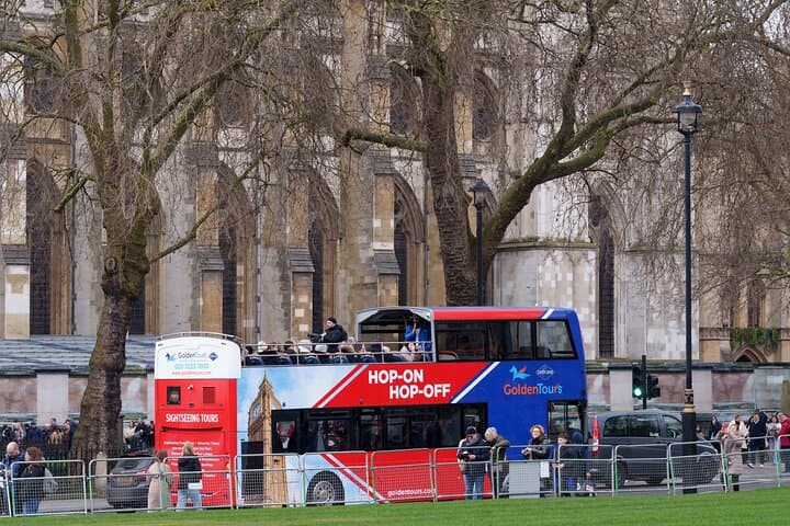 Gray Line London Hop-On Hop-Off Bus Tour with Optional Cruise