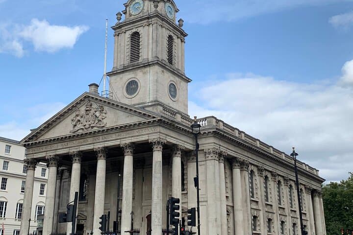 London Covent Garden Self-Guided Walking Tour and Scavenger Hunt