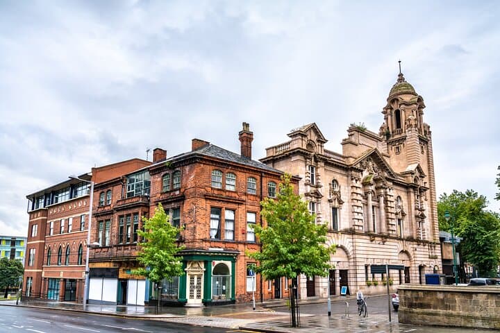 Explore Nottingham in 90 minutes with a Local - Private Tour
