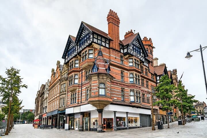 Explore Nottingham in 90 minutes with a Local - Private Tour