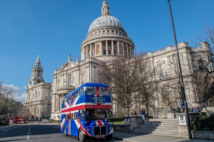 London: Great British Afternoon Tea Bus Tour