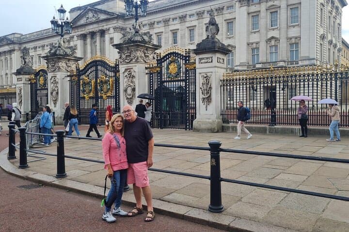 London Markets Private Black Cab Tour with Hotel Pick up
