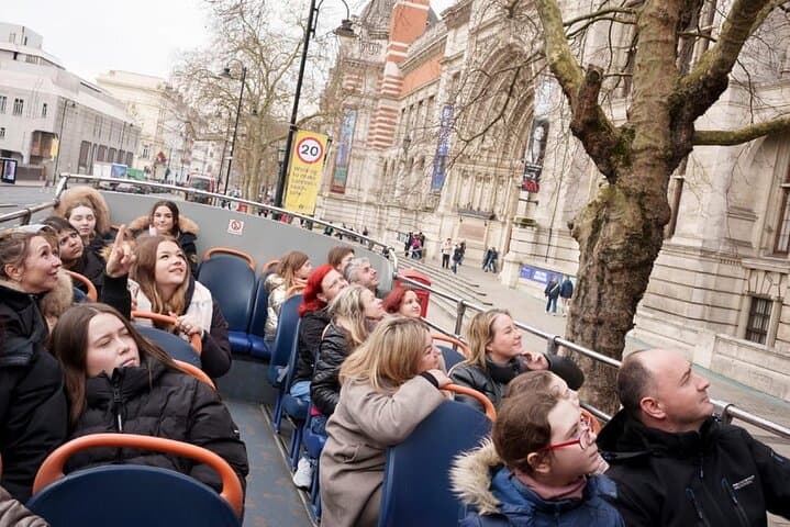 London Iconic Sites City Tour with Thames Cruise + Ticket Options