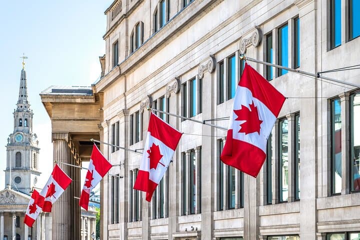 Canadian Heritage in London 4 Hour Private Tour in a Black Cab