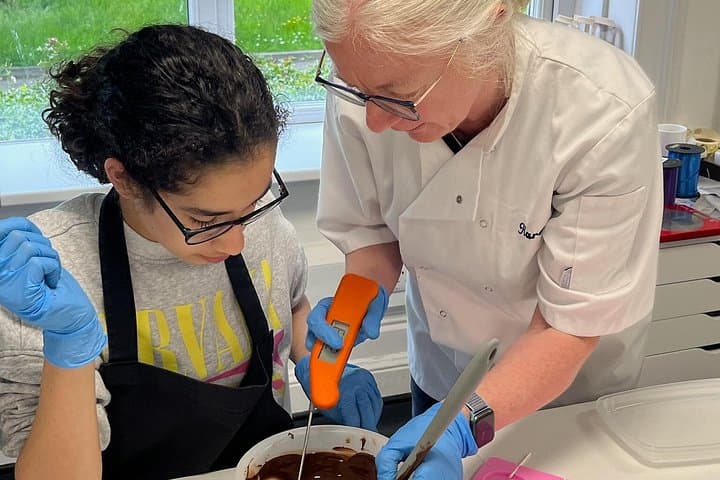 3 Hour Chocolate Making Experience in The Mayford business centre