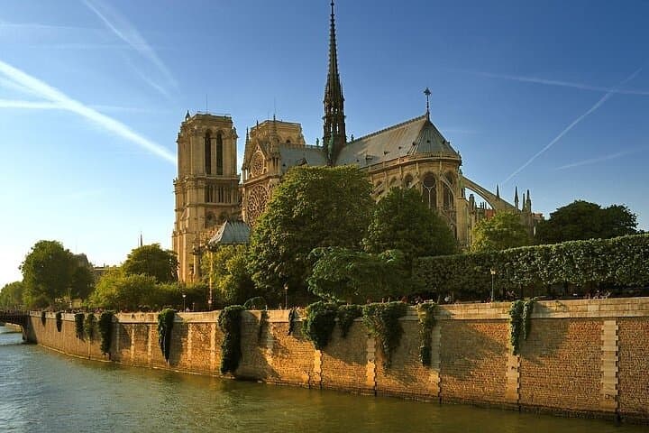 Paris in a Day Louvre and Notre Dame with Lunch at Eiffel Tower