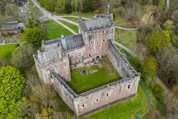 Doune Castle (Castle Leoch)