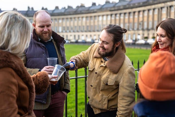 Bath: Guided Walking Tour with Beer Tastings