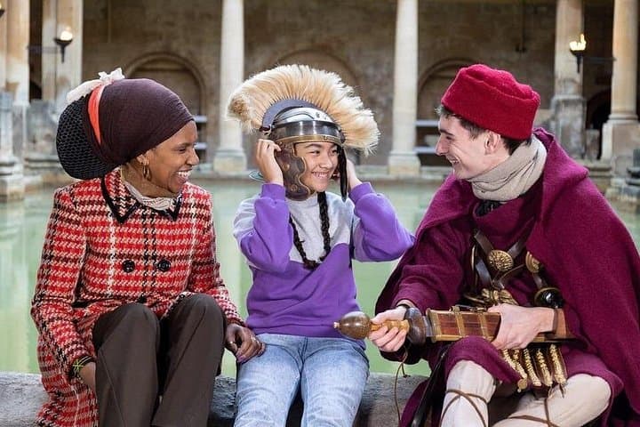 Windsor Castle, Stonehenge & Bath Day Trip by Bus from London