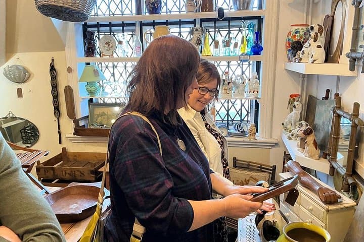 Arundel Foraging Antiques Walking Tour