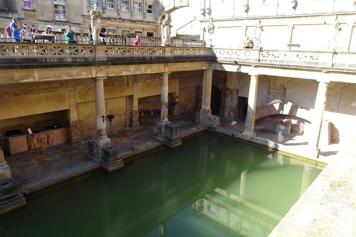 Bath self guided walking tour and scavenger hunt