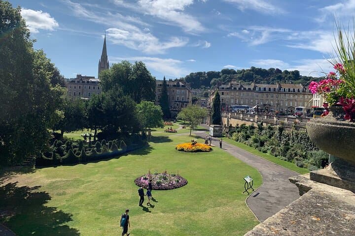 Bath self guided walking tour and scavenger hunt