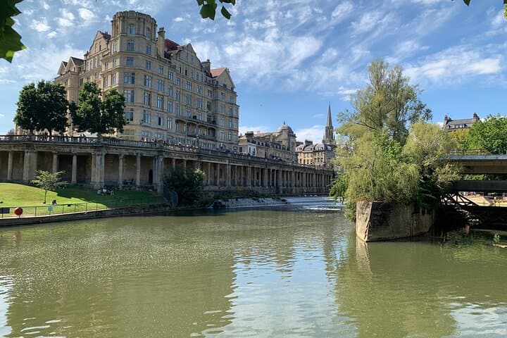 Bath self guided walking tour and scavenger hunt