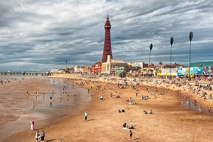 Blackpool Pleasure Beach Private Group Day Trip up to 7 People