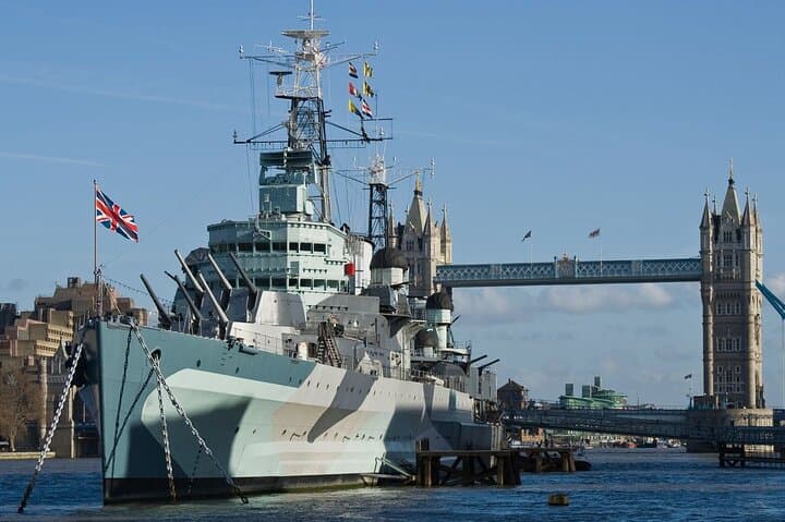 London: HMS Belfast Ticket & South Bank Highlights Audio Tour