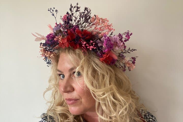 Flower crown and Fizz workshop