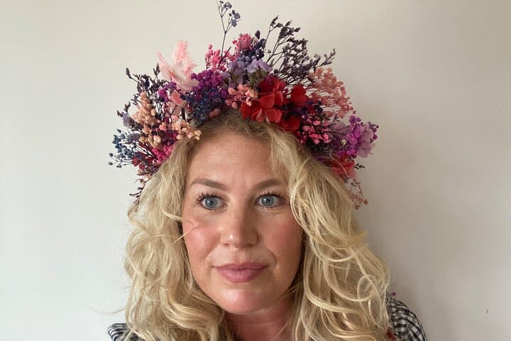 Flower crown and Fizz workshop