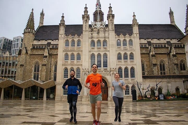 Run the London Landmarks with a local: 8K Group Running Tour