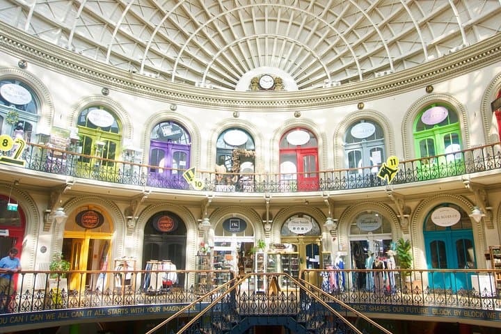 A Self-Guided Audio Tour of Leeds: Royals, Lions, and Golden Owls