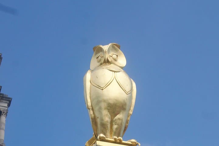 A Self-Guided Audio Tour of Leeds: Royals, Lions, and Golden Owls
