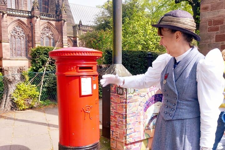 Chester Edwardian Lady Walking Tour