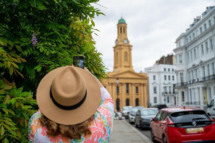 Private Photoshoot in Colourful Notting Hill