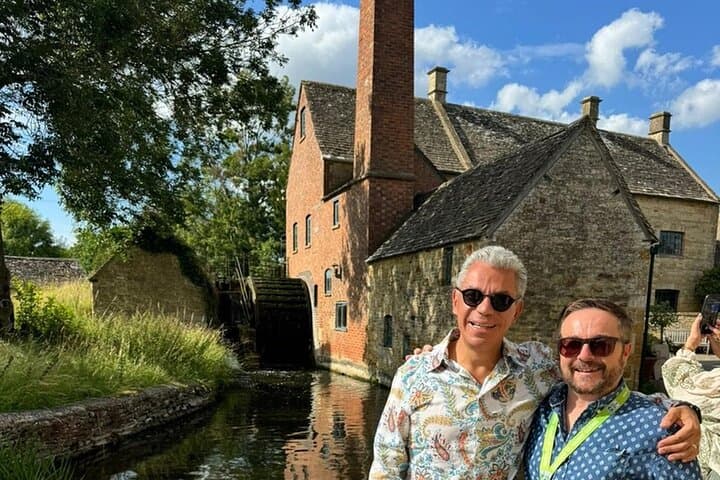 Private Tour in Cotswolds with Chauffeur and Guide