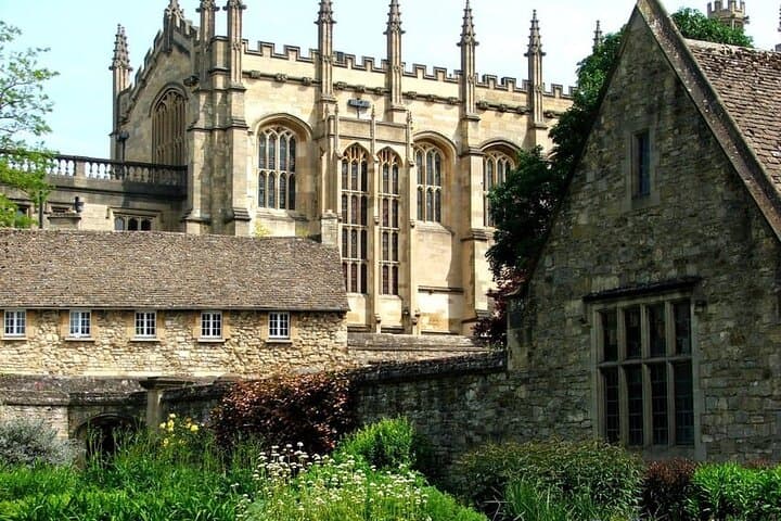 Private Car Tour of the University of Cambridge and Oxford