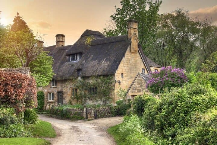 Oxford and Traditional Cotswolds Tour with Private Chauffeur