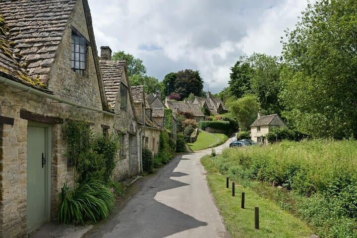 Oxford and Traditional Cotswolds Tour with Private Chauffeur