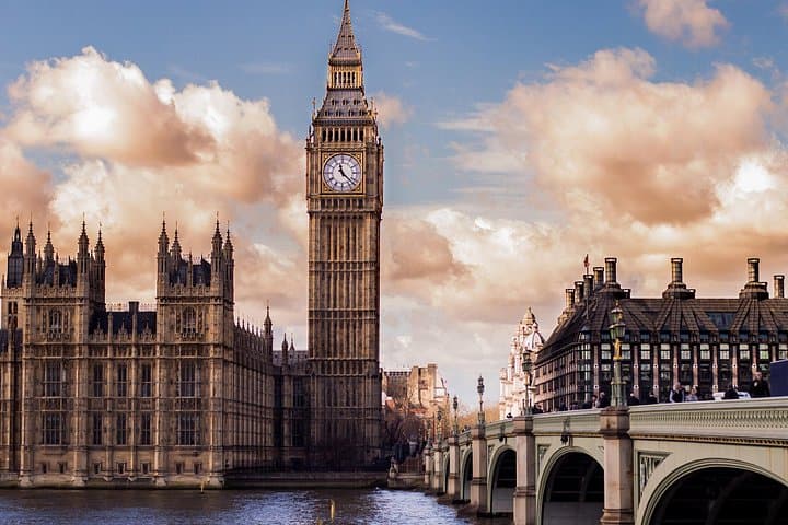 Heathrow Airport to Central London Private Transfers