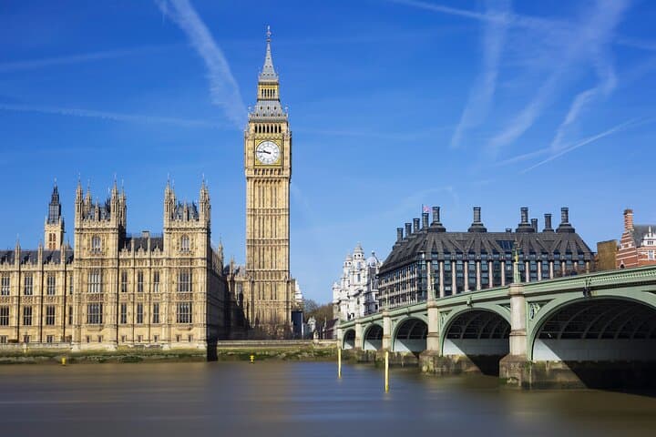 Explore London Freely – Self-Guided Tour with Mobile App