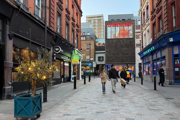 Tour privado historia LGBT por Soho y bares secretos en Espanol