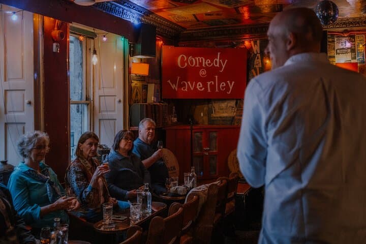 Edinburgh: Whisky Tasting with Storytelling in a Historic Pub