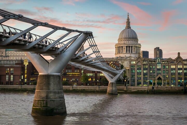 Wizard Walk of London Harry Potter Filming Locations