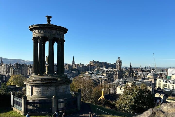 Edinburgh City 4-Hour Private Guided Taxi Tour Experience