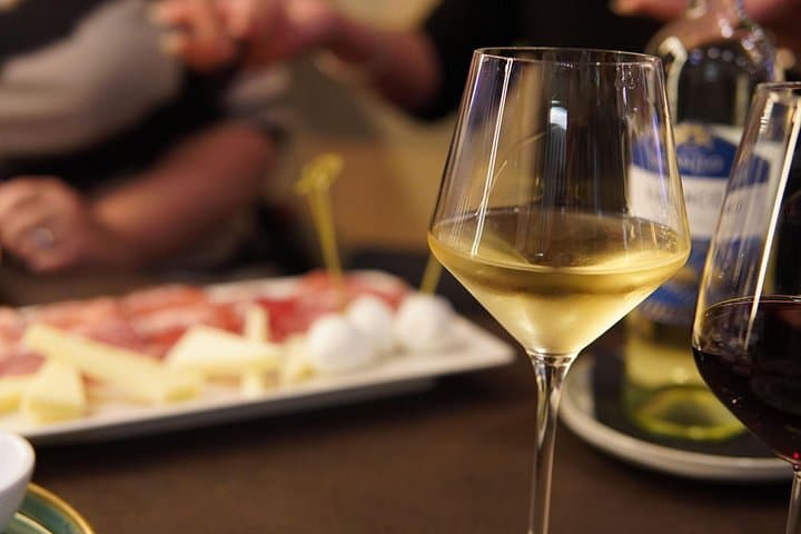 Liverpool Wine Tour Experience
