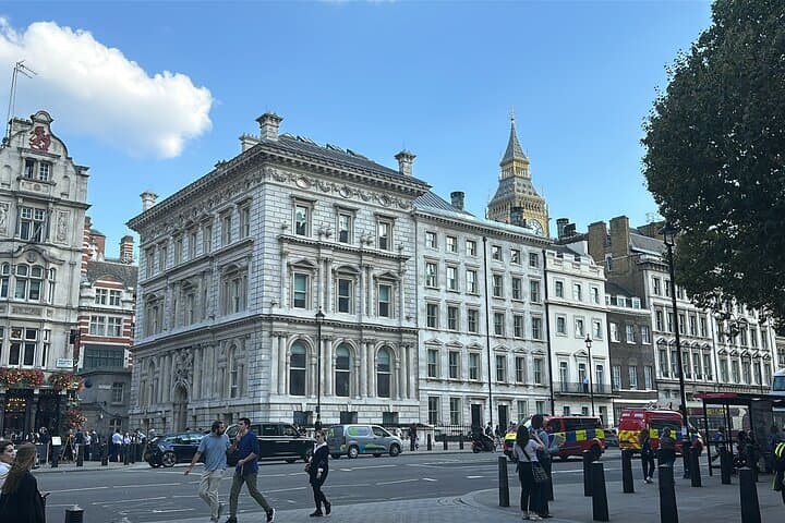 London City Tour in German: Highlights of London (2h)