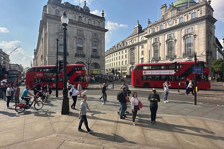 London City Tour in German: Highlights of London (2h)