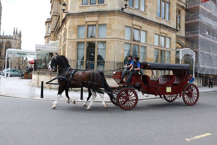 Private Day Trip from London to Stonehenge and Bath