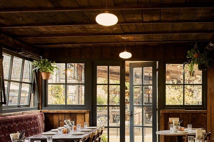Soho Farmhouse (Chipping Norton) to Heathrow Airport