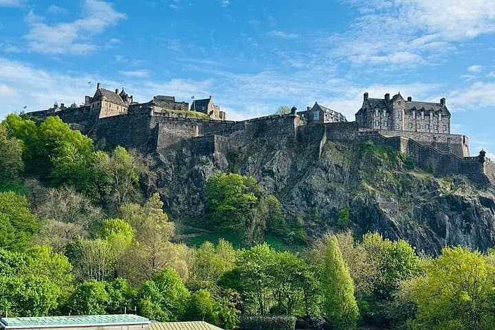 Edinburgh City 5-Hour Private Guided Taxi Tour