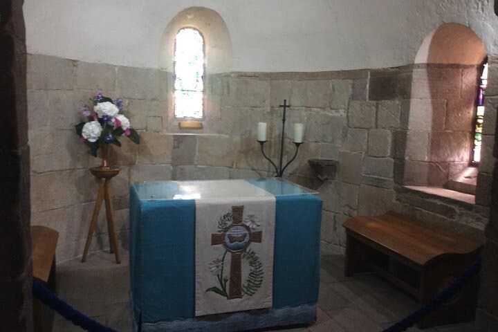 Inside St. Margarets Chapel