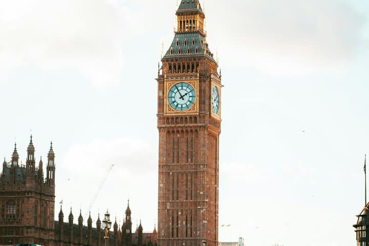 London 30+ Sights in One Day with Blue Badge Private Guide