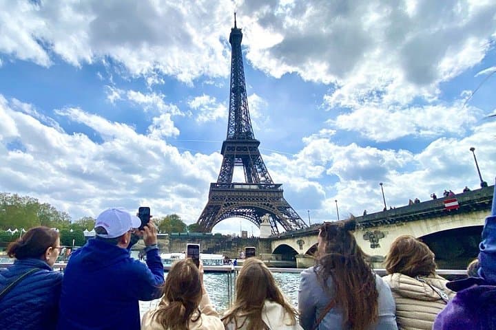 Guided Luxury Paris Day Trip with Optional Lunch at the Eiffel Tower
