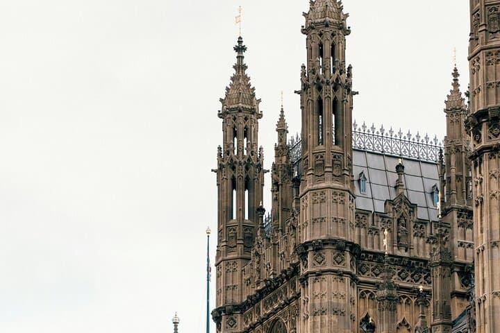 Best London Sightseeing Tour with Qualified Local Guide