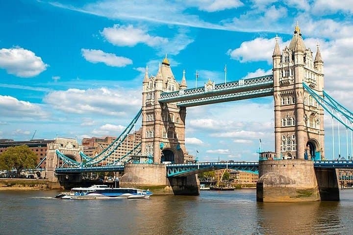 Portsmouth Cruise Terminals to London Private Transfer