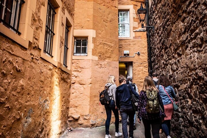 Guided Walking Tour of Edinburgh Historic Old Town