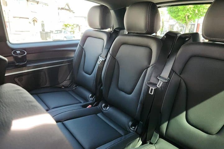 Business Class MPV interior/Leather Seats